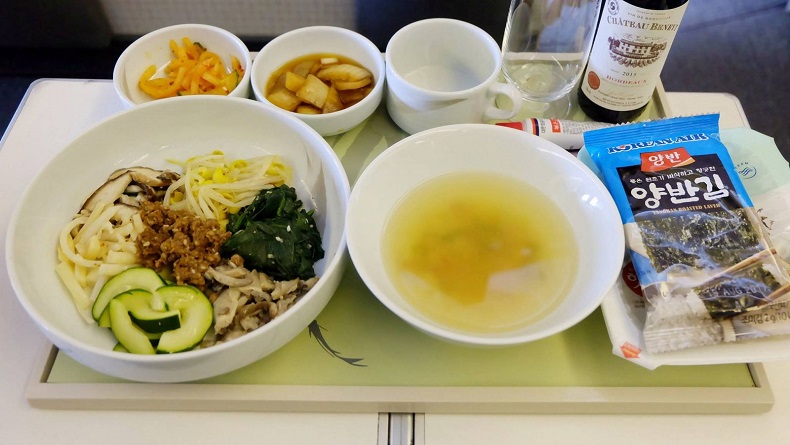 Chế độ ăn cho hạng vé thương gia của hãng hàng không Korean Air